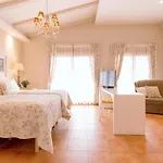 Angeles Hotel 4*