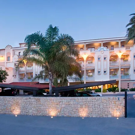 Angeles 4*